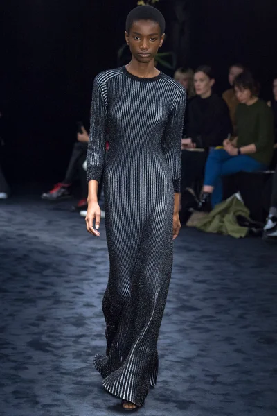 Look 34